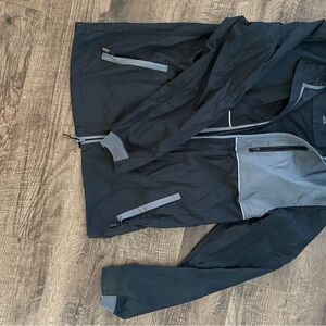 Men's Black and Gray Jacket